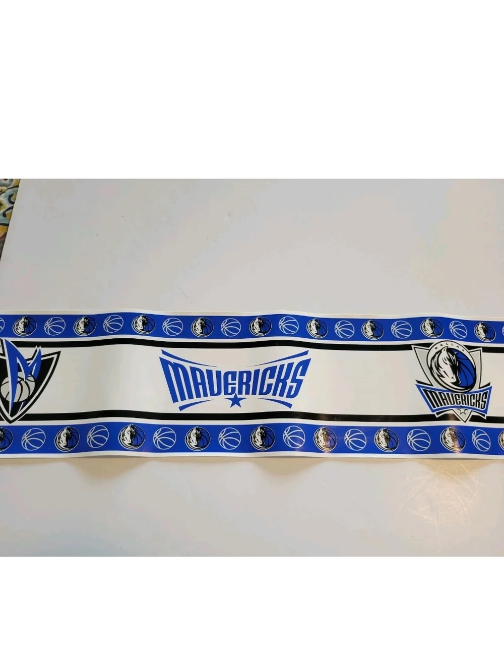 DALLAS MAVERICKS NBA PEEL & STICK WALLPAPER BORDER. NEW